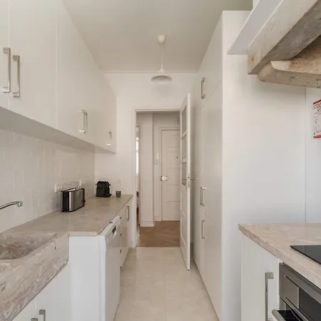 Elegant 2br With Balcony * Lizbona