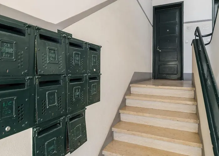 Elegant 2br With Balcony Daire Lisboa