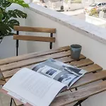 Elegant 2br With Balcony Lejlighed