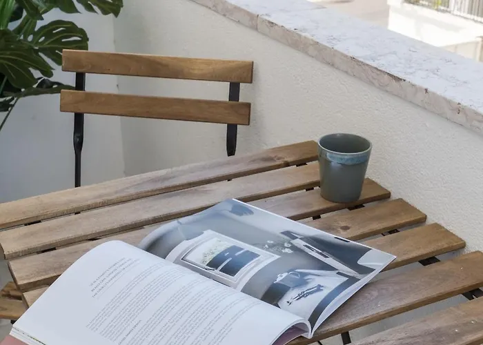 Elegant 2br With Balcony Appartement